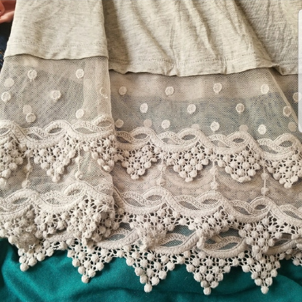 RELISTED Heather gray lace trim camisole extender - Picture 3 of 4